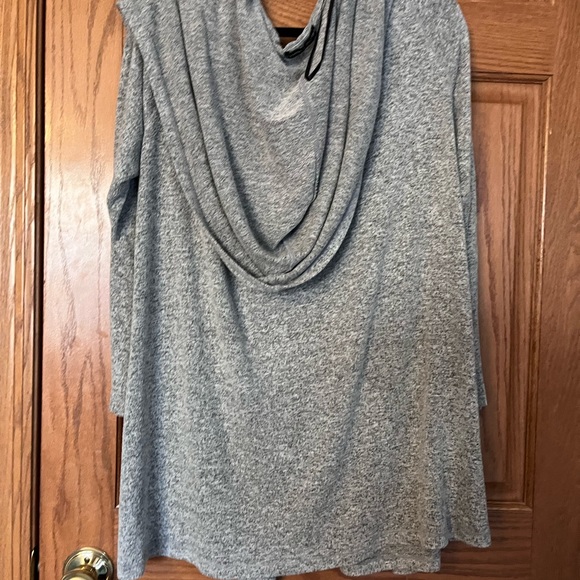 Harlow and Graham Cardigan - Picture 2 of 2